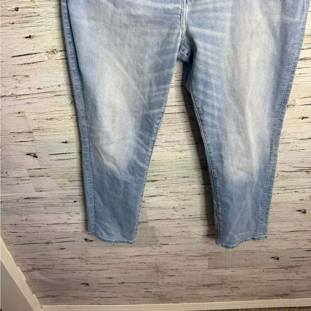 American Eagle Outfitters Light Blue Men's Relaxed Jeans athletic fit size 40